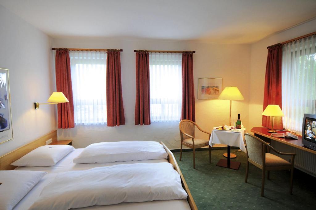 Landgasthof Hotel Roessle Waldenbuch Chambre photo